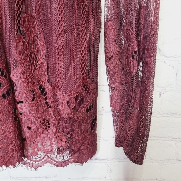 Taylor & Sage Lace Boho Top - Picture 7 of 10